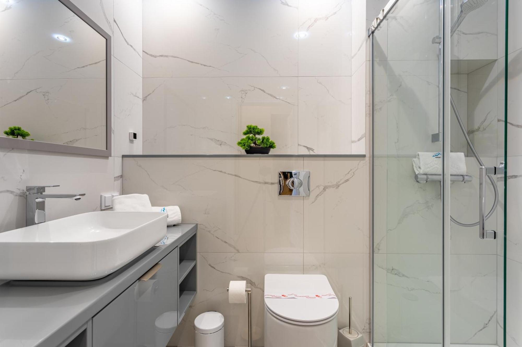 Apartament Obroncow Pokoju 3 *
